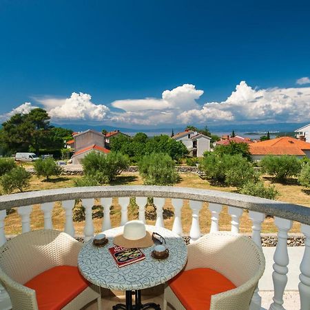 Vila Panorama By El-Pi Tours Malinska Exterior foto