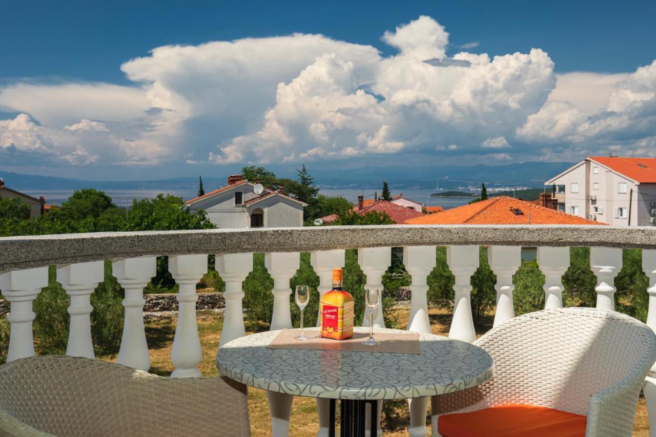 Vila Panorama By El-Pi Tours Malinska Exterior foto